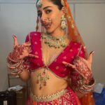 Ananya Panday Instagram - Over the moon w all the love #DreamGirl2 and Pari have gotten ❤️ #Grateful ❤️ go watch the film in cinemas nowwwww (link in bio) 🥰 Mathura, Uttar Pradesh