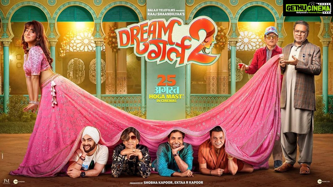 Ananya Panday Instagram - @pooja___dreamgirl ek tyohaar hai, uske aashiq hazaar hai!❤️✨ #DreamGirl2Trailer Out Now! #25AugustHogaMast #DreamGirl2, in cinemas on 25th August. @ayushmannk @ektarkapoor @writerraj @shobha9168 @balajimotionpictures @gaurisathe @annukapoor @pareshrawalofficial @vijayraazofficial @nowitsabhi @rajpalofficial #GovardhanAsrani #ManojJoshi @seemabhargavapahwa @oyemanjot @anirudh_k_sharma @krishanurathore @nareshkathooria @zeemusiccompany