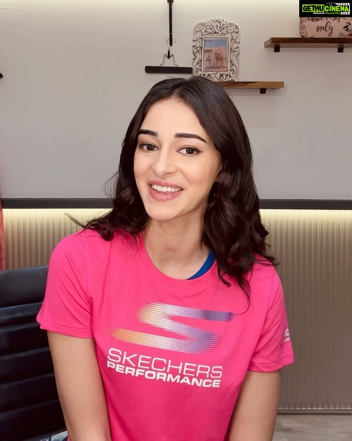 Ananya Panday Instagram - Delhi, are you ready for the Skechers Community Goal Challenge? Come participate with me in a 1000 kilometers Skechers Community Goal Challenge on the 29th of June at 3 pm at DLF Promenade Mall, Vasant Kunj. Together let’s complete 1000 kilometers and Skechers will donate 100 shoes to underprivileged kids at Krida Vikas Sanstha. See you there! #skechersindia @skechersindia @dlfpromenade @skechersgorunclub #ad