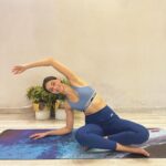 Ananya Panday Instagram - Find your balance on and off the mat with yoga 🧘🏻‍♀️ Yoga is a journey of the self, through the self, to the self. Happy International Yoga Day! Yoga mat & Apparel: @Skechersindia @Skechersperformanceindia #InternationalYogaDay #Skechersindia #SkechersPerformanceindia #Yogaposes #Breathe #SkechersAmbassador #ad