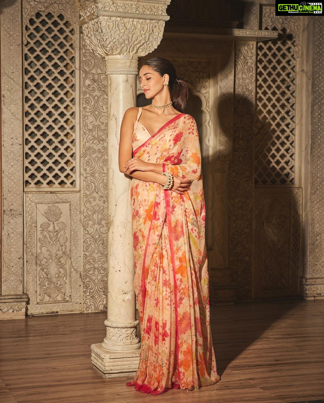 Ananya Panday Instagram - πΌπ» #DreamGirl2 25th August π€