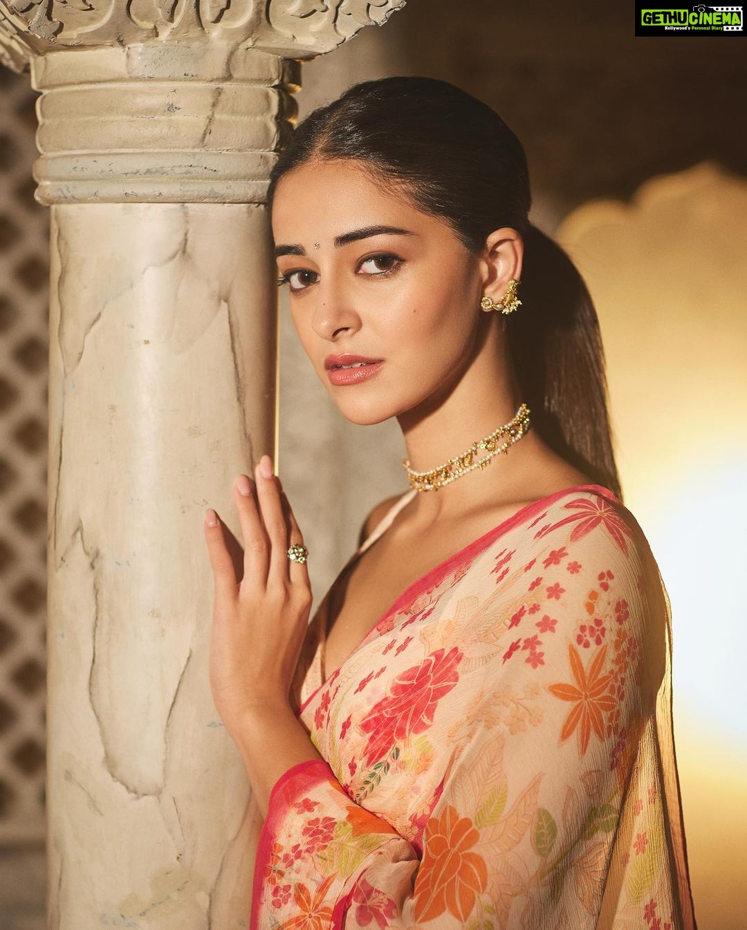 Ananya Panday Instagram - πΌπ» #DreamGirl2 25th August π€