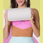 Ananya Panday Instagram - @ananyapanday has got our Rollio bag, and she’s ready to ‘wheel-y’ impress! #OwnTheRoll with @amtouristerin Are you ready too? 🤩 Click on the link in the bio to shop now! #AmericanTouristerIndia #AmericanTourister #Owntheroll #Rollio #ad