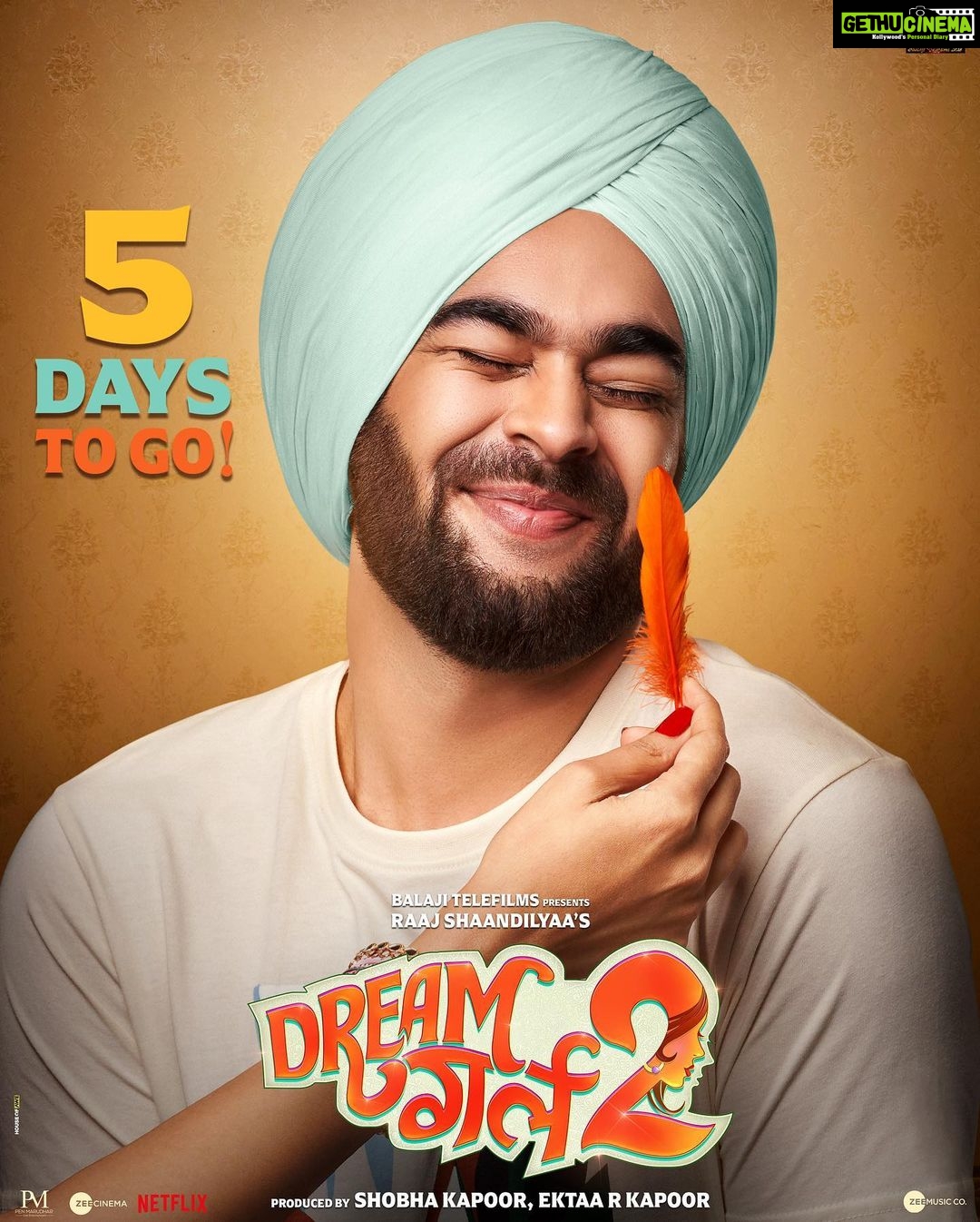 Ananya Panday Instagram - Who got you Smil(ey)ing like that? Dream Girl is coming in just 5 days! π«Άπ»β€οΈ Click here to book tickets ππΌ π - Link in bio #25AugustHogaMast #DreamGirl2 in Cinemas on 25th August. @ayushmannk @ektarkapoor @writerraj @shobha9168 @balajimotionpictures @gaurisathe @annukapoor @pareshrawalofficial @vijayraazofficial @nowitsabhi @rajpalofficial #GovardhanAsrani #ManojJoshi @seemabhargavapahwa @oyemanjot @anirudh_k_sharma @krishanurathore @nareshkathooria @zeemusiccompany @pooja___dreamgirl