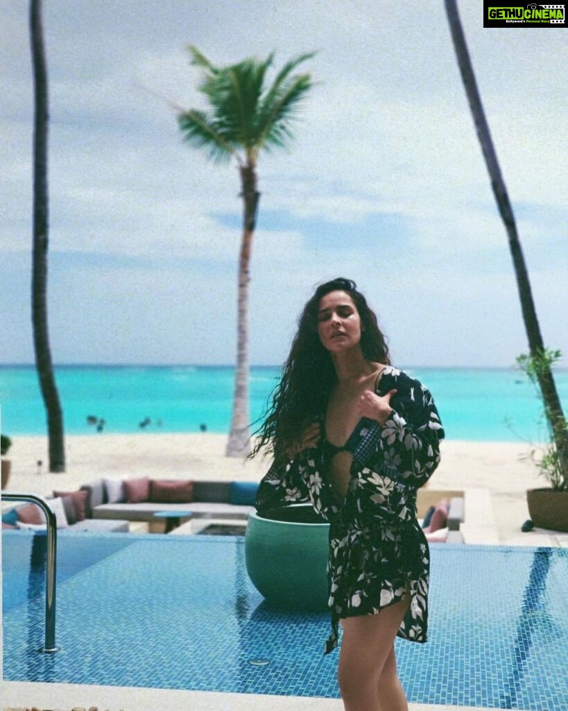 Angira Dhar Instagram - Island life 🏝