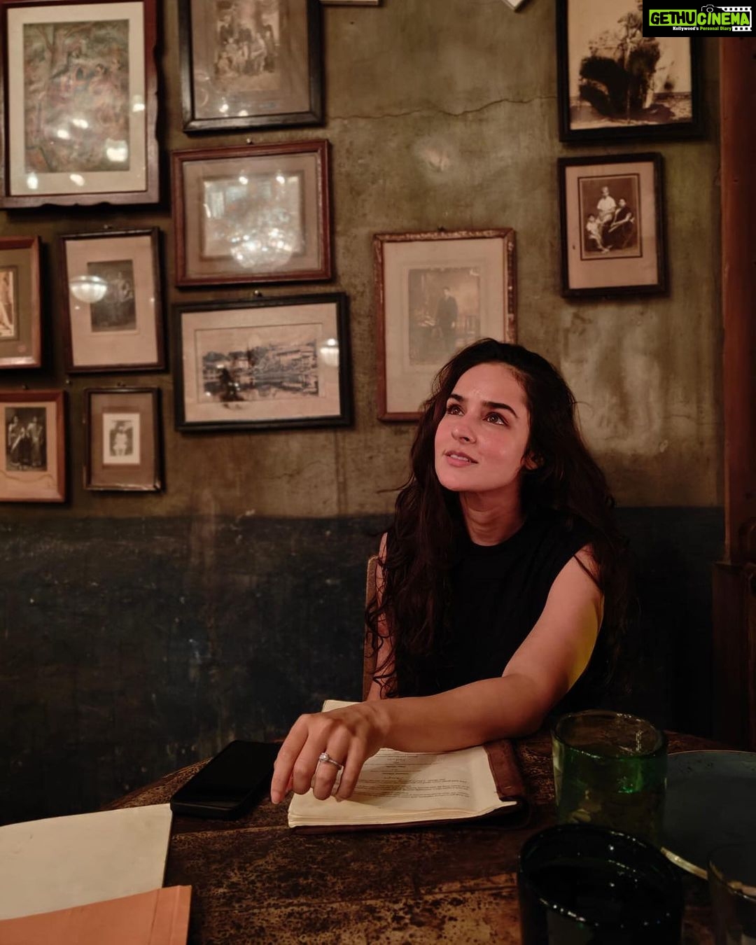 Angira Dhar Instagram - I will have what they are having…