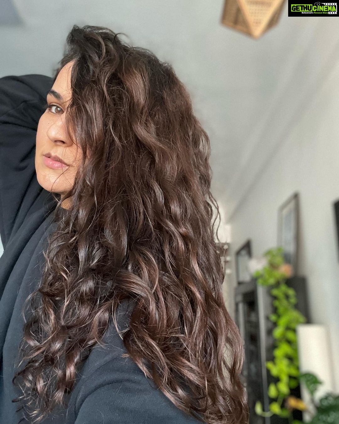 Angira Dhar Instagram - A selfie for everyone that’s ready to suffer your visual representation of every mood 😕💀….. part I.. yes there’s more!