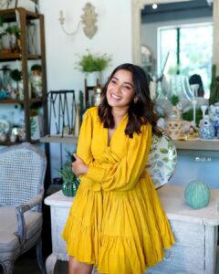 Anikha Instagram - pro tip -go to a home goods store and take pics 🫶🏽

@mehaka_kalarikkal 
@rijil_kl
@makeup_by_rajisha
@mahekdesigns
@wudapple