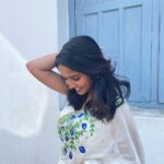 Anikha Instagram - fav time of the year.🪷🪷🪷 @arsignatureofficial PC: my girl @yours_poorna Kochi, India