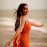 Anikha Instagram - my temple, my mural, my sky @mehaka_kalarikkal @arun_payyadimeethal @makeup_by_rajisha @kahani_stories_in_thread @makeoveravenue