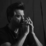 Anil Kapoor Instagram - From the archives… 📸 @avani.rai @lifestyleasiaindia Stylist: @kshitikankaria @saloniparekh_ Makeup Artist: @deepakchauhanartist Hairstylist: @raskarjaipal @whynot_byzeeba