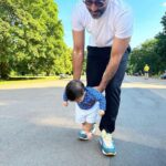 Anil Kapoor Instagram - Happy Birthday my son @anandahuja! Since you came into our lives, you have been an adoring son to us, an amazing partner to Sonam and now, the most incredible father to Vayu. Sunita and I always talk about how lucky Vayu is to have a father as doting and committed as you! Watching you with Vayu makes me wish I had been able to spend more time with my kids when they were younger... You've set new standards for fathers everywhere, and I for one, will try to live up to them as best as I can 🤗 Love you!