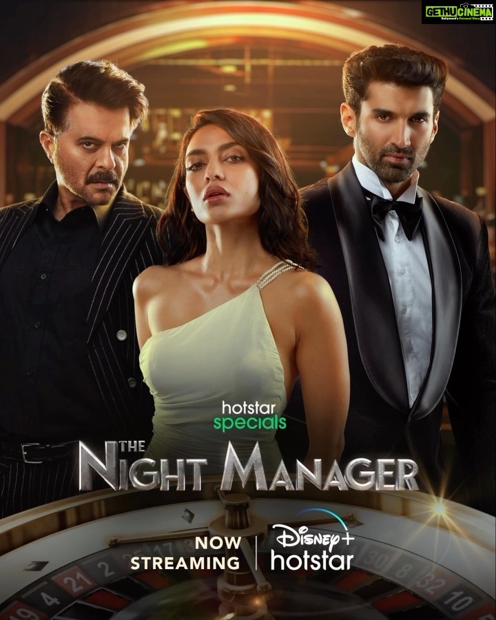 Anil Kapoor Instagram - The story we all worked so hard to tell is being loved by all and is now Disney Hotstar’s most watched show ever!! Doesn’t get better than this!! The most awaited season finale has all your heart!! #HotstarSpecials #TheNightManager Part 2 streaming 30th June only on @disneyplushotstar #TheNightManagerOnHotstar @adityaroykapur @tillotamashome @sobhitad @banijayasia @deepak30000 @rajeshchadha @banijaygroup @sandeipm @picsofpinks @mrinalinni @shyamrathi1411 @abbasasohail @the_ink_factory_ @simoncorn @tess_mon @castingchhabra @jasper_ben @anikrverma @Shridhar_raghavan @akshatghildail @saswatachatterjeeofficial @ravibehl @ishantanus @iamsameerchand @sainisjohray @nmadhusudan @imakankshaa_11 @iam_faiyazshaikh @aristamehta @akashdeep25 @shrenik_arora @reshlamba @samcsmusic @yatrikdave