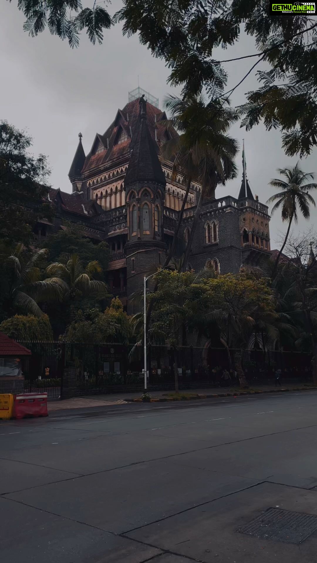 Anisha Victor Instagram - Forward rewind ⏩⏪ #mumbai #highcourt #southbombay #maharashtra #rainyday #grayskies #monsoon
