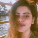 Anisha Victor Instagram - Allepey 🌴🛶 Backpacking in the backwaters and some thoughts. I came across this audio and I love it “The reality of our humanity is that we are all little bit average at a lot of things” Being average is the antithesis of everything taught to us as kids especially in an Indian household. But life would have been so much simpler if we just did things because we enjoy doing them and not because of the external pressures of the society or guilt ourselves to excel at things because that’s what is expected of us and anything short of that makes you a failure. We often forget this beautiful thing that is being Average and the unburdening of these unrealistic expectations that hold us back from being… just happy and doing things that bring us joy. #foodforthought #beautifulaudios #midweekmotivation #allepey #kerala #backwaters #travel #solo Allepey, Kerela