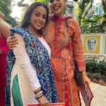 Anisha Victor Instagram - A month ago I started a journey…which turned into a happy accident I didn’t know I needed. My notion of yoga was only limited to the physical aspect of it which is why I signed up for this course, so I could just learn some Asanas and practice them (without having to depend on a teacher). The best way to do that… become a teacher yourself. And I walked into the institute on the first day with this very idea in mind,little did I know I was highly mistaken. But glad the universe made me take this step. The next 30 days were filled with self introspection, realisation, epiphanies, philosophies and so much more. Met some amazing people from all walks of life who came together and became a part of this beautiful community that supports each other. ❤️ Learnt things I didn’t know I needed to learn and unravelled things which otherwise would have never even crossed my mind in a hundred years…A journey within🌸 Dived in head first only to learn Asanas but came out of it with so much more…that being said it’s only the tip of the iceberg. Can’t wait to learn more 🥰 Thank you @theyogainstituteofficial @hansajiyogendra ji for this experience 🧡 #Yoga #YogaSeHiHoga Mumbai - मुंबई