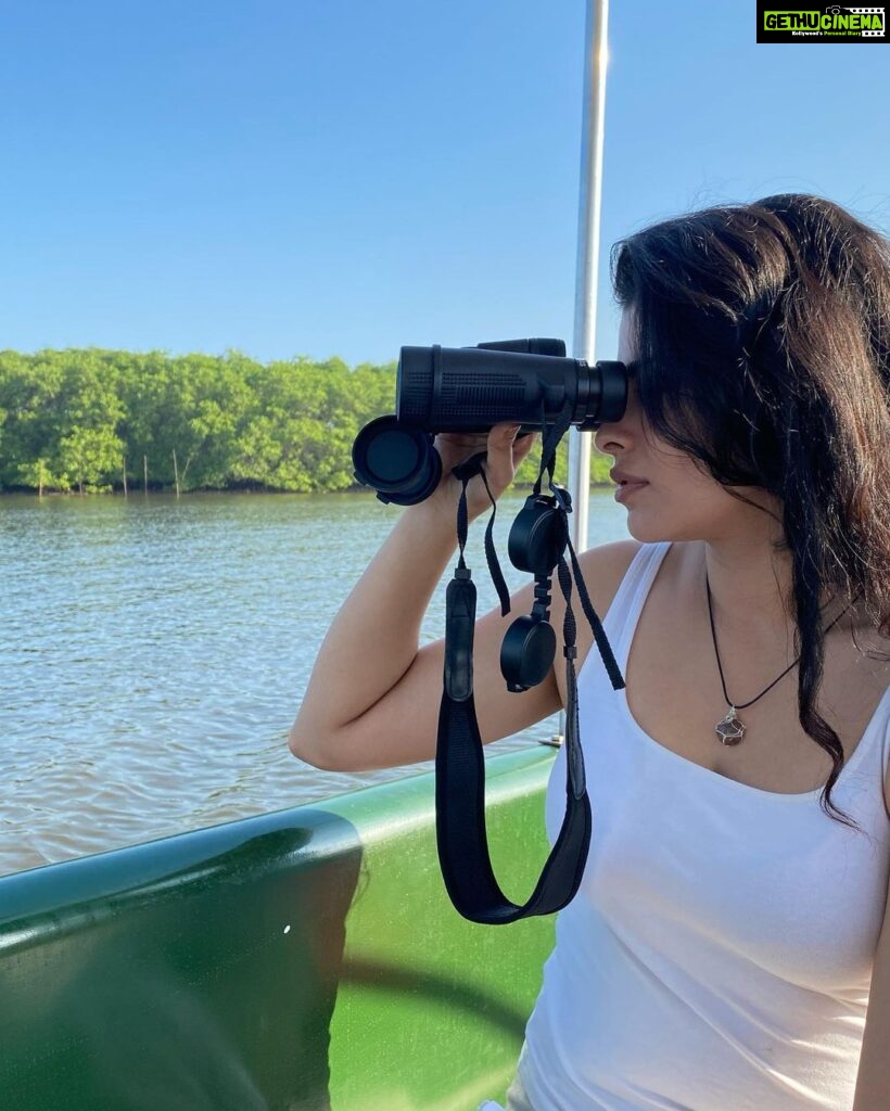 Anisha Victor Instagram - 🌳🪵🌴 Of mangroves and birdwatching 🦅 #mangrove #salimAli #birdsanctuary #goa #boatride 🚤