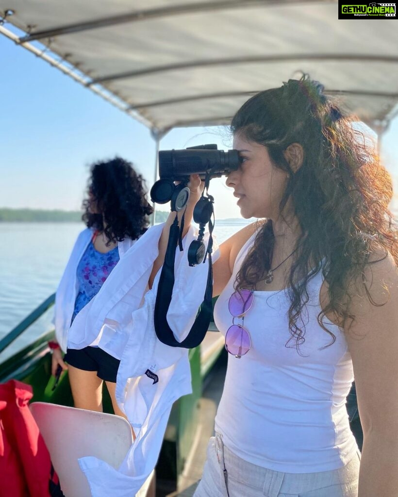 Anisha Victor Instagram - 🌳🪵🌴 Of mangroves and birdwatching 🦅 #mangrove #salimAli #birdsanctuary #goa #boatride 🚤