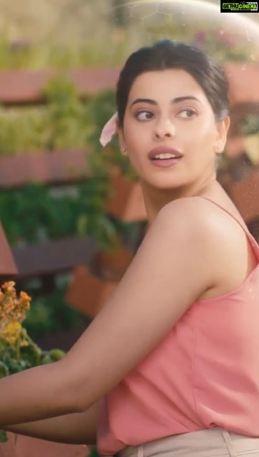Anisha Victor Instagram - Don’t forget to wear sunscreen ☀️🧴 For @vlccpersonalcare Directed by - @nonu_chidiya Production House - @madfilms.in #ad #advertising #sunscreen #vlcc Mumbai