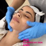 Anisha Victor Instagram - Come along for a glow up 🎃 I have a friend’s wedding in 2 days so I am heading to Dr. Farida Modi for a glow up. She examined my skin and suggested her famous Pumpkin facial It is supposed to rejuvenate my skin and give me glowing skin. So firstly they cleasned my skin and applied a Pumpkin peel and massaged it in This was followed by a neutralizet and a brightening serum. This poration device helps the product to seep into my skin After another's quick massage, they applied a cooling mask and oh my God it’s my new BFF this summer. And the session ended with a radiance serum. I love the Result ❤️ #dermatologist #glowup #pumpkinpeelfacial #skincare #skincareroutine #skincarecommunity #skincarejunkie #skincaredaily Opera House, Bombay