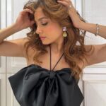 Ankita Lokhande Instagram - It doesn’t matter who you are but it really matters what you become !!✨ Make up - @blendingiscardio Hair - @the_art_case_byfarah Styled by - @castelino_priyanka Jewellery: @notandas_jewellers PR: @aaayeshamehta
