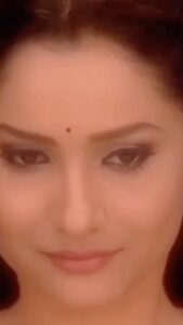 Ankita Lokhande Instagram - Aasman main jab tak sitare rahenge hum ek dusre ke sahare rahenge,nazdikiyan ya ho duriyaan bas pyaar hi rahega darmiyan ❤️ Pavitra rishta tere mere mann ka ❤️ Sharing some beautiful memories of archana (archu) #pavitrarishta #14yearsold