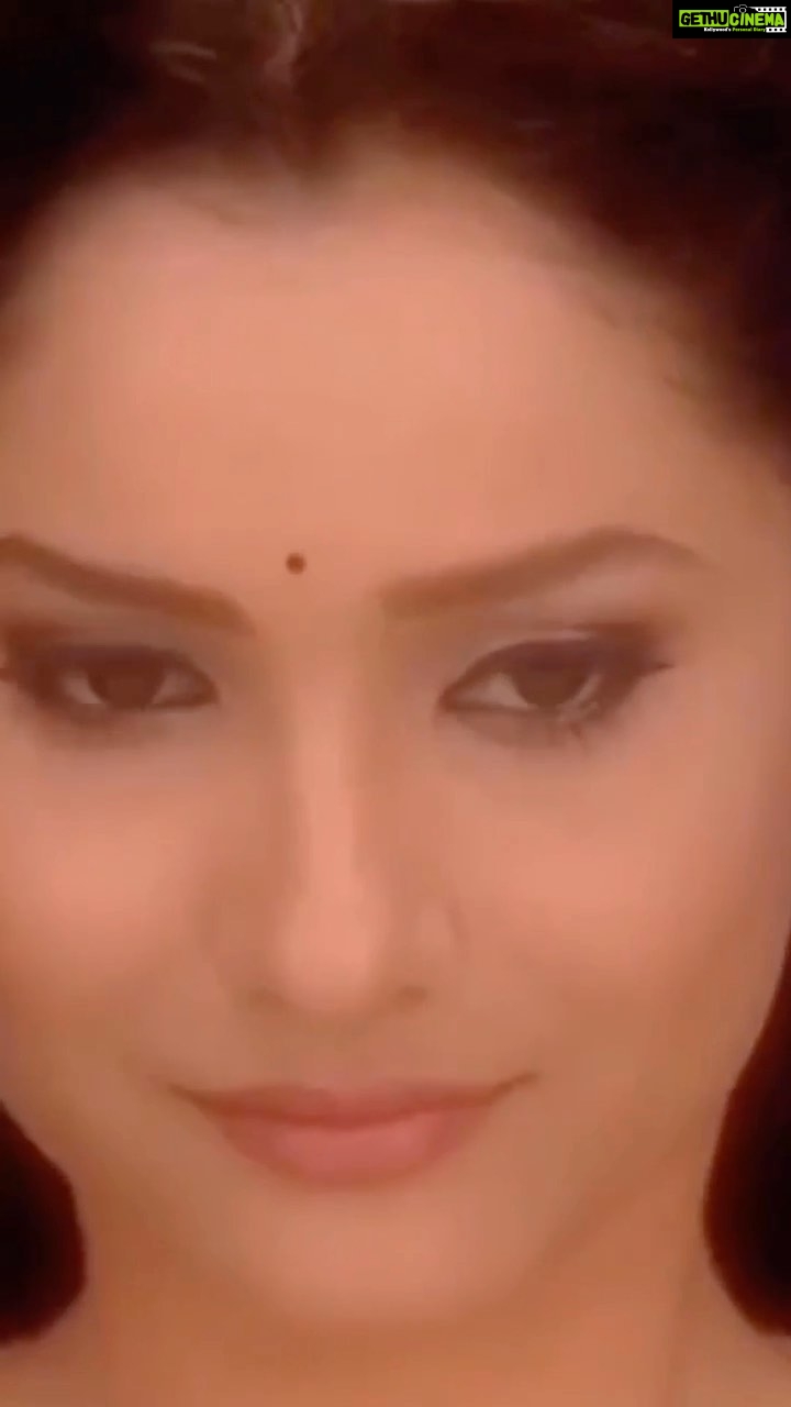 Ankita Lokhande Instagram - Aasman main jab tak sitare rahenge hum ek dusre ke sahare rahenge,nazdikiyan ya ho duriyaan bas pyaar hi rahega darmiyan ❤️ Pavitra rishta tere mere mann ka ❤️ Sharing some beautiful memories of archana (archu) #pavitrarishta #14yearsold