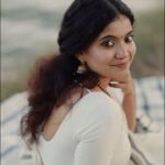Anna Ben Instagram – OnamπΈ
Featuring @benanna_love
Video by: @yaami____
Mua&Hair: @zara___makeover
Styling: @shantikrishna
Costume: @roukabysreejithjeevan
Necklace: @adorebypriyanka
Assisted by: @__c__a__t__
Event team: @green_art_events