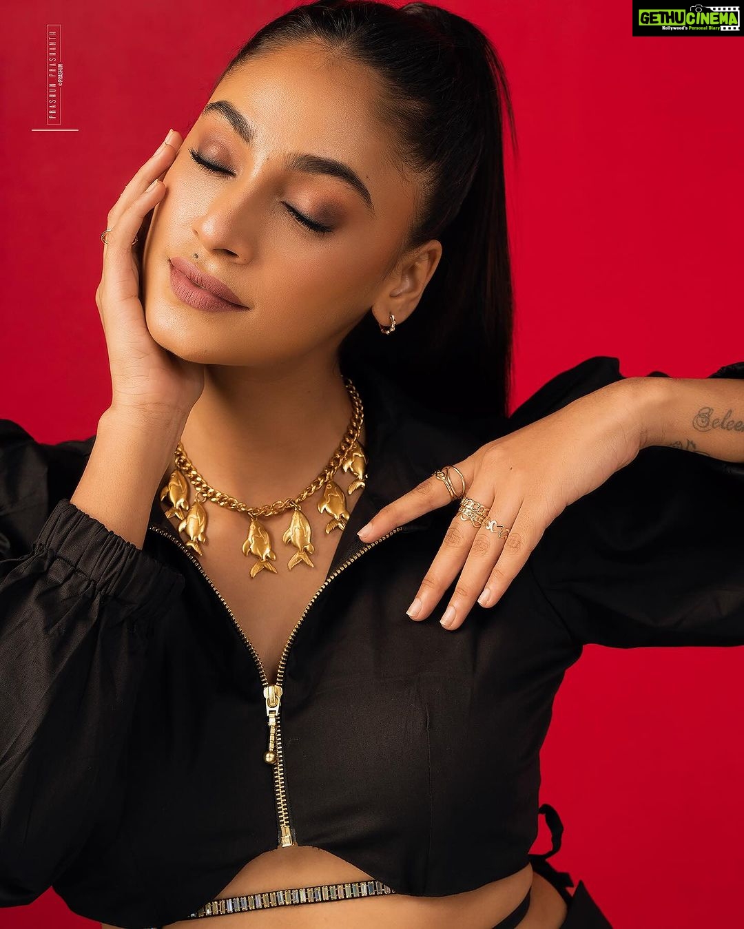 Anukreethy Vas Instagram - @anukreethy_vas Shot for @siimawards Nomination Party✨ .. .. Shot by @prachuprashanth ✨ .. .. Styled by @stylingbykarthikaswin ✨ .. .. Outfit @lovelate20s ✨ .. .. Jewellery @aishrjewelry ✨ .. .. Makeup @sangeethamakeoverartistry ✨ .. .. #chennaifashion #chennaimodel #she #experimentalfashion #pastels #tones #gameoftones #prashunprashanthsridhar #raw #prashunprashanth #chennaifashionphotographer #chennaifashionphotography #chennaicommercialphotographer