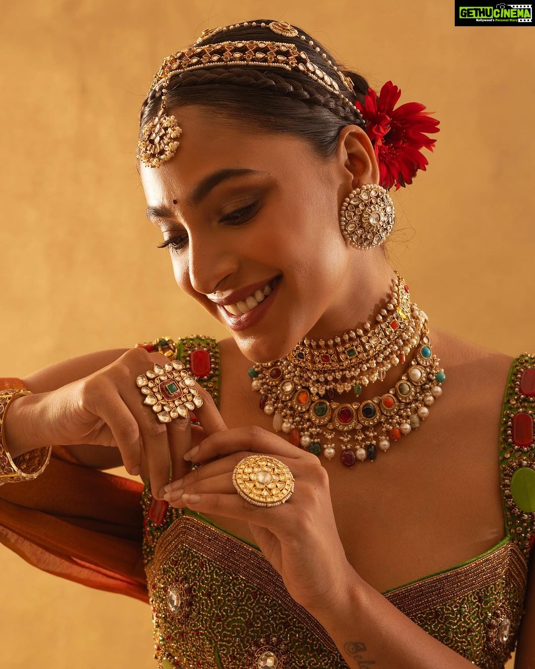 Anukreethy Vas Instagram - Elegance is the only beauty that never fades - @audrey.hepburn 🌙 . . Shot: @1928.in Styling: @stylingbykarthikaswin Makeup: @kalwon_beauty Hair: @hair_by_aiswaryaraj Outfit: @scubedesignerwear @shahid_7creations Jewellery: @shayagrams @mintandmilkpr . #anukreethyvas #photographylovers #photography #trending #trendingsongs #trend #explore #explorepage #styling #editorial #modeling #vogue #makeupartist #makeup #makeuptrends #pose #missindia2018 #kollywoodcinema #kollywood #kollywoodactress #tollywood #tollywoodactress #tollywoodactress😍 #photooftheday #photographylovers