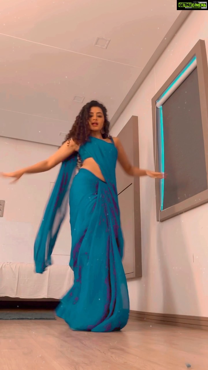 Anupama Parameswaran Instagram - Coz I loved the song 😅