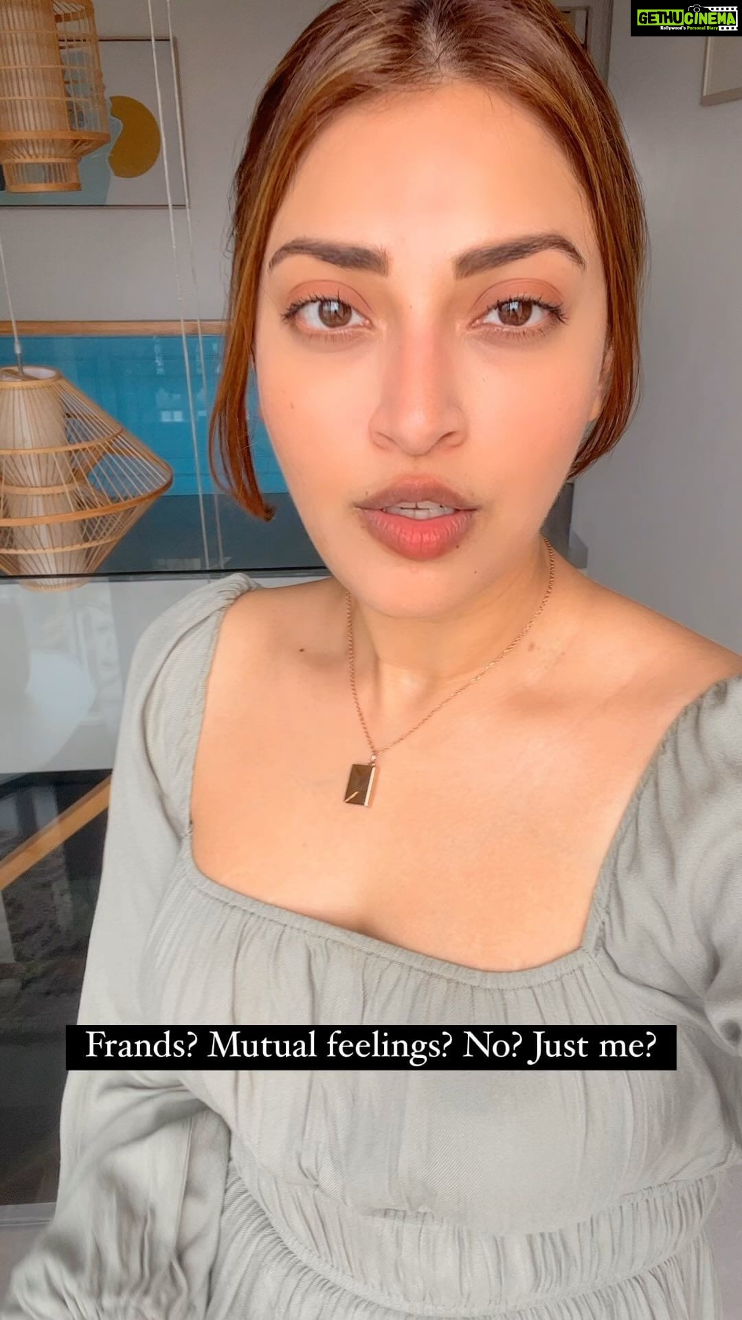 Anushka Ranjan Instagram - Masti-mazaak mein toh 🥊 sakte hai Na?