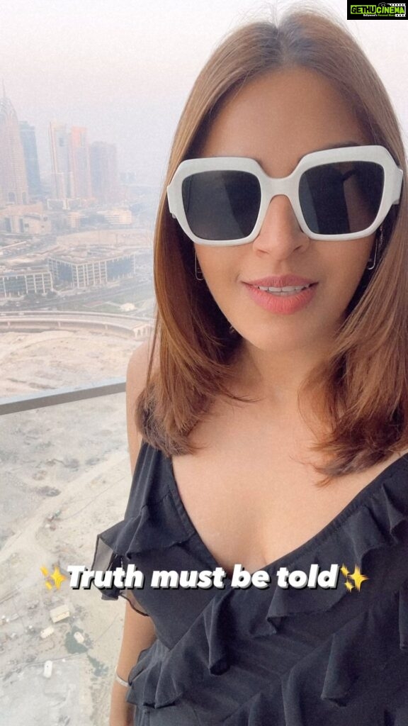 Anushka Ranjan Instagram - Jhooth main bolta Nahi. Sach sunne ki himmat sab mein hoti nahi 🫡 Dubai, United Arab Emirates