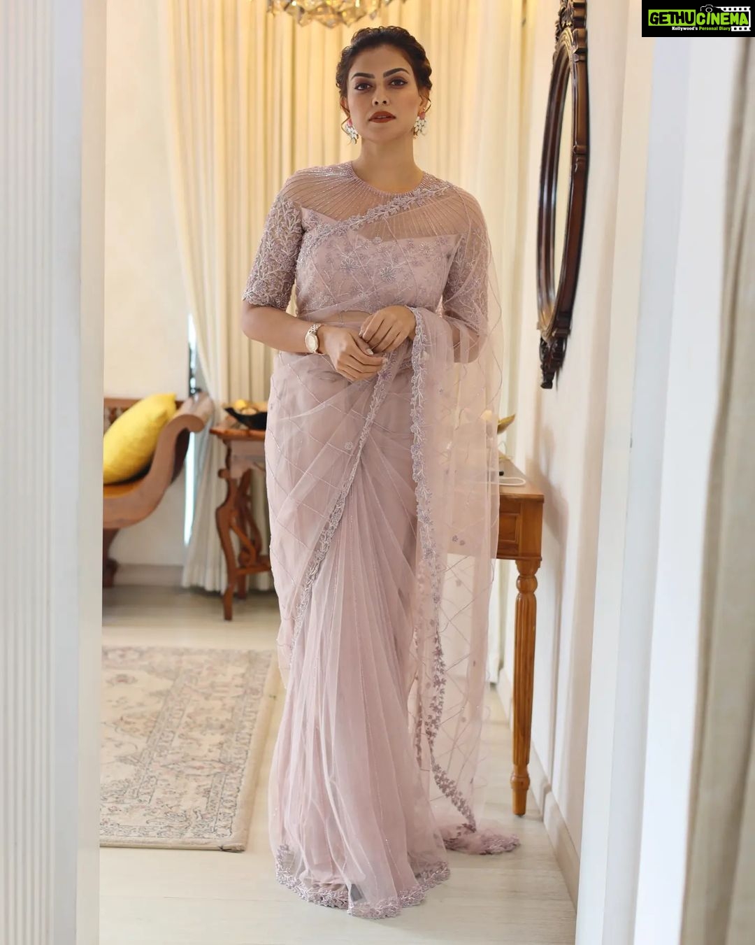 Anusree Instagram - Being bold and beautiful but in Dusky lavender...the colour of landscape...the colour of happiness...in my favourite attire " the saree" ...with head in the clouds and feet in the ground... I walk forward â¤ď¸đ.. MaH @sajithandsujith Outfit @alankaraboutique Accessories @varuthri_findings