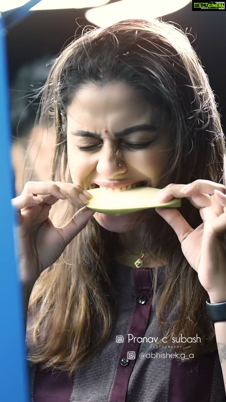 Anusree - 189.3K Likes - It's just a feel....
#friends #nostalgic #beach #happiness #memories #reelsinstagram #casual #evengs #walking
Video @pranavcsubash_photography
Cuts& edit @abhishek.g_a
@pinkyvisal @mahesh_bhai