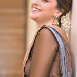 Anusree Instagram – Favourite look…..

MaH @pinkyvisal 
Styling @sabarinathk_ 
Accessories @varuthri_findings 
Video @pranavcsubash_photography 
Cuts& Edit @abhishek.g_a 

#reels #tamil #tamilsongs #justtry #movies #malayalam #tamilmovies #justlovedit