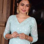 Anusree Instagram – It’s just a pic….😊

Click @mahesh_bhai 
Ear ring @varuthri_findings