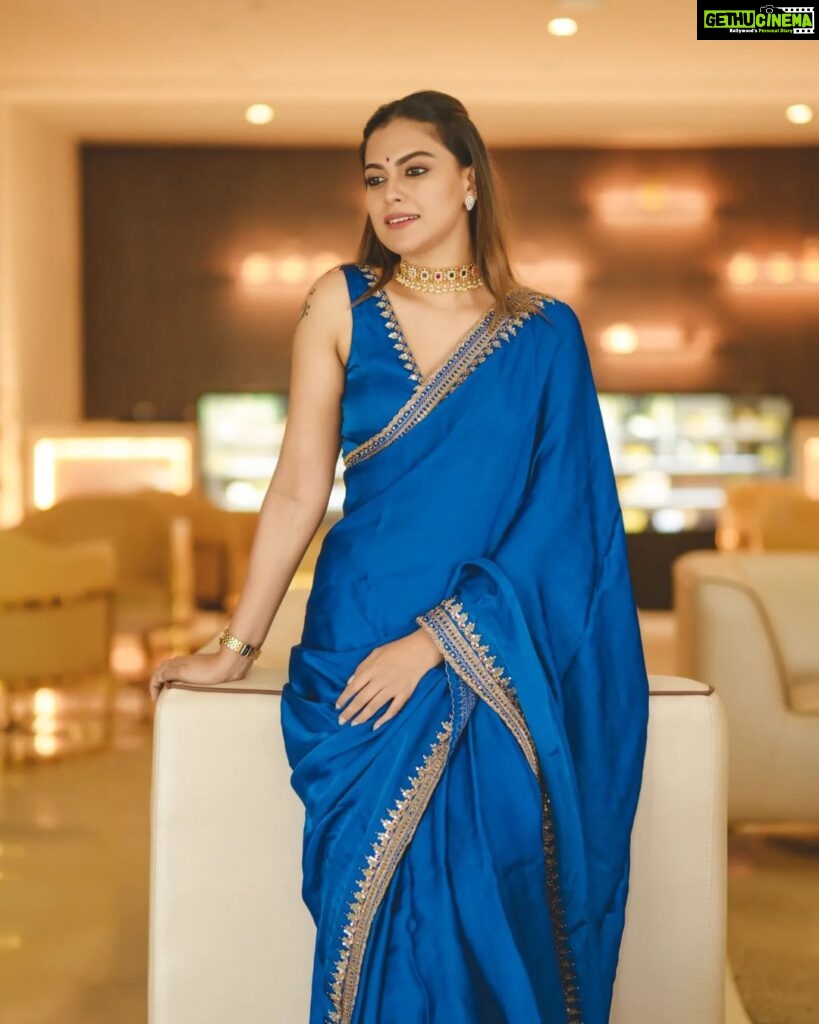 Anusree Instagram - To embrace the elegance and beauty of the saree, it always brings something special to the occasion....💙💙💙 Saree @veenavijiclothing MaH @pinkyvisal Accessories @varuthri_findings Click @pranavcsubash_photography Edit @pranavraaaj Event @jpcastinghouse