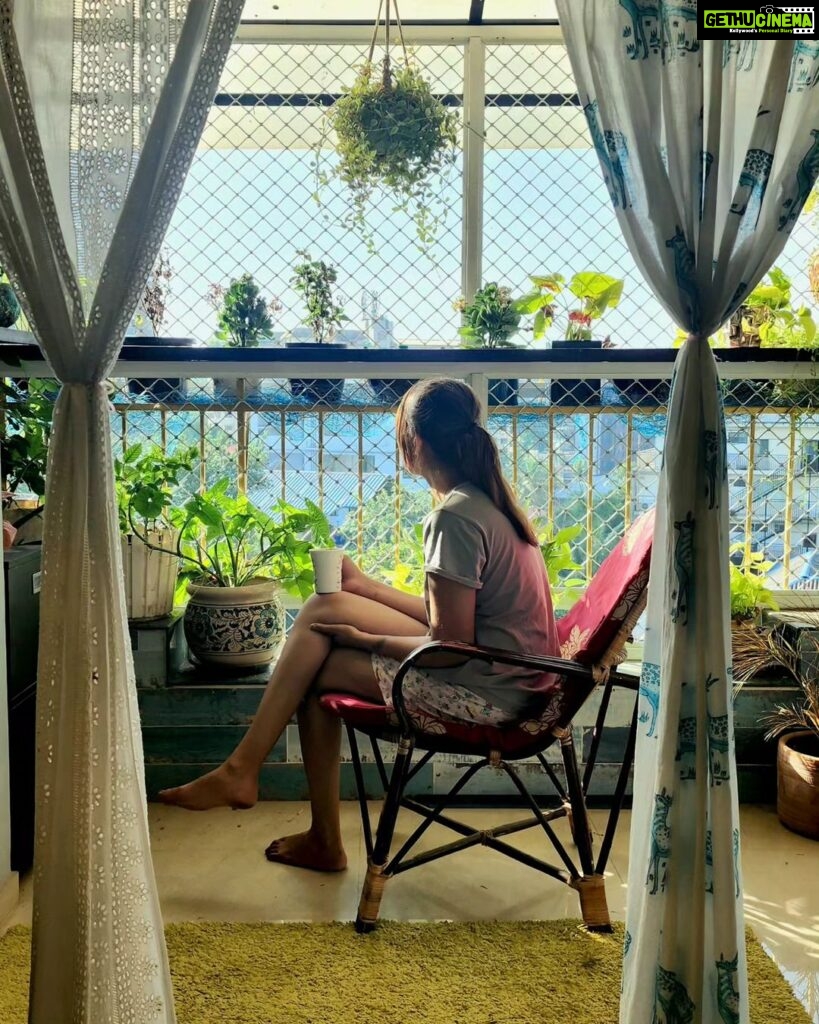 Anusree Instagram - In the morning, you kickstart your day on the balcony with your favorite coffee... ☕🌅 #todaymorning #startaday #morning #balcony #home 📷 @ajingsam My Sweet Home