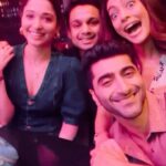 Anya Singh Instagram - Jee karda to be back on this set asap! Thank you for all the love 🖤💙 @tamannaahspeaks @aashimgulati @suhailnayyar @hussain.dalal @samvednasuwalka @sayan1164 @nonu_chidiya @homster @malhar028 #DineshVijan @abbasdalal @poovijan @parekhashni @maddockfilms @tseries.official @sachinjigar @soulfulsachin @jigarsariya @varun_wave #MannuniDesai @mellowmellow @abhishek09_singh @romilved @mixedbyhanish #anyasingh #jeekarda