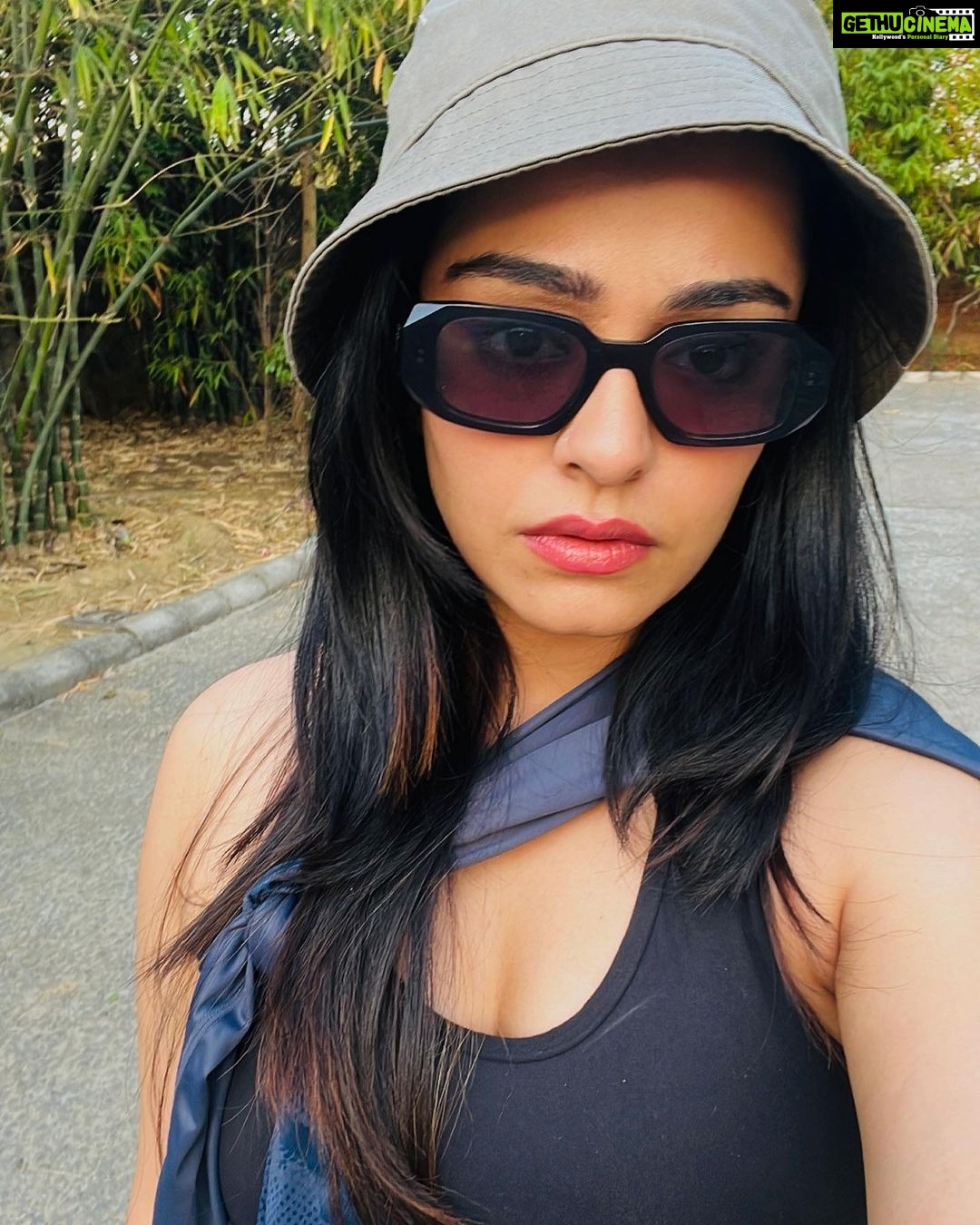 Apoorva Arora Instagram - No time to moisturise, bothered about everything under the sun, never in our lane, functioning on caffeine