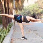 Apoorva Arora Instagram - *insert a random fitness quote* Sima from Mumbai, kidhar ho? 📸- @ajaypatilphotography 🧘‍♀️- @pallavikedia_yoga