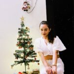 Apoorva Arora Instagram – Merry Christmas 🎄