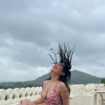 Apoorva Arora Instagram - Saturyay 🏊‍♀️ 📸- @khushbooatreofficial