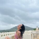 Apoorva Arora Instagram - Saturyay 🏊‍♀️ 📸- @khushbooatreofficial