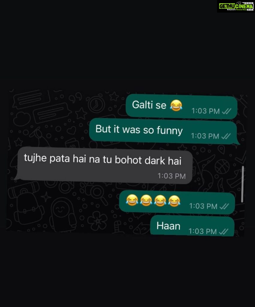 Apoorva Arora Instagram - Ye kaha dark hai, ye toh zindagi hai