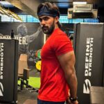 Arav Instagram - CONQUER