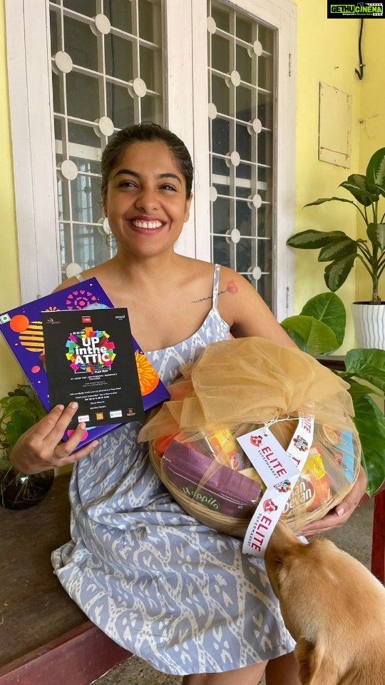 Archana Kavi Instagram - Thank you @archanakavi for all the support! 💓 Lovely hamper by @elitesupermarket✨ . 'THAKARA' DUO is on the way to Thrissur! Reaching on 26th of August,8 PM. You still haven't booked?🤔 Go grab your ticket now , through the Link in Bio~ . Thrissurites ARE YOU READY!?? One stop destination for unlimited Shopping, Music, Food and HELL LOTTA FUN! 💥🎉 #FirsttimeinThrissur #Herewecome . . #thrissur#thrissurflea#thrissurshoppingfestival#fleamarket #vintage #fleamarketfinds #antiques #retro #antique #fleamarketstyle #vintagestyle #homedecor #vintageshop #shoplocal #secondhand #interiordesign #forsale #design #fleamarketdecor #vintagedecor #decoration #market #art #furniture #shopsmall #vintageclothing