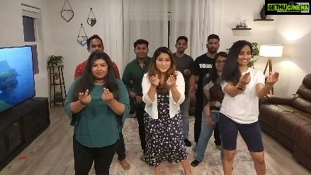 Archana Suseelan Instagram - Reel fun time with friends.. @praveen2261 @nimmy_thajes @ranjinivinit @vinittnair @laknair87 @anoop_krishnan87 #reelfriends #houseparty #treandingreels