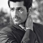 Arjan Bajwa Instagram - If you don’t love me at my worst Then you don’t deserve me at my Best . . . . . . . . . . #arjanbajwa #bollywood #mood #vibe #reelsinstagram #reels #reelsindia #hollywood #movies #blackandwhite #potraitphotography #cinema #acting #love #mensfashion #menshair #monday #mondaymotivation